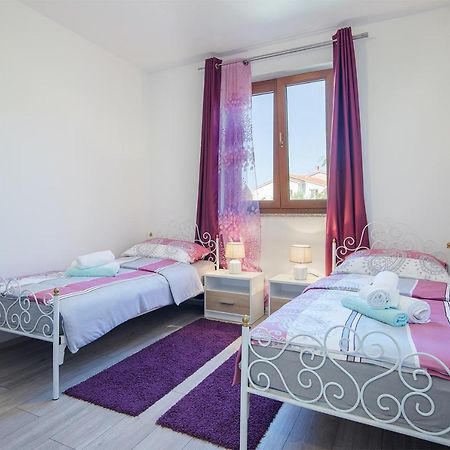 Kaylie Apartment Пула Экстерьер фото