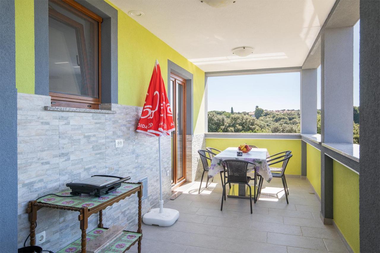 Kaylie Apartment Пула Экстерьер фото