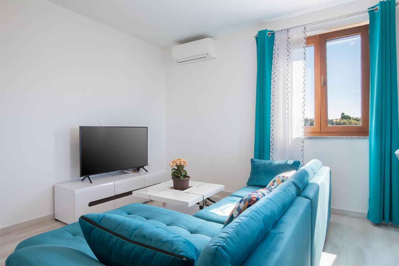 Kaylie Apartment Пула Экстерьер фото